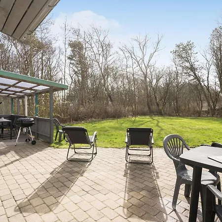 4 Bedroom Lovely In