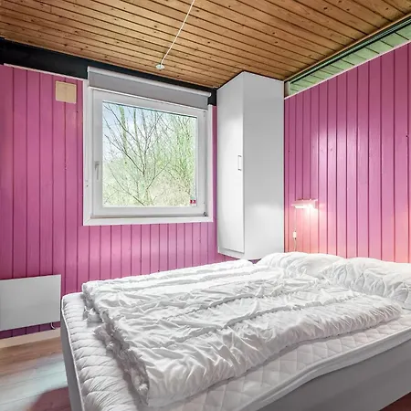 Four-bedroom In Feriehus